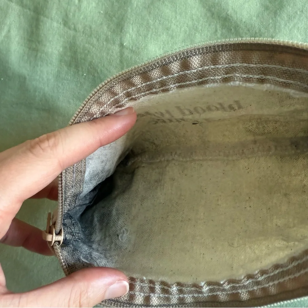Her Campus HCXO zippered pencil pouch